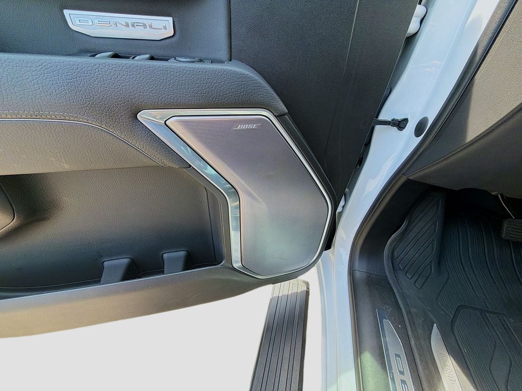 2022 GMC Sierra 1500 4WD Crew Cab Short Box Denali