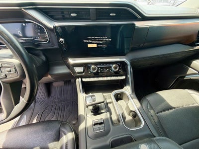 2022 GMC Sierra 1500 4WD Crew Cab Short Box Denali