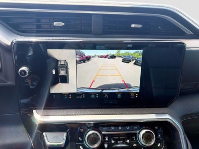 2022 GMC Sierra 1500 4WD Crew Cab Short Box Denali