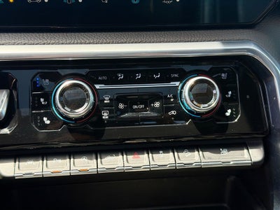 2022 GMC Sierra 1500 4WD Crew Cab Short Box Denali