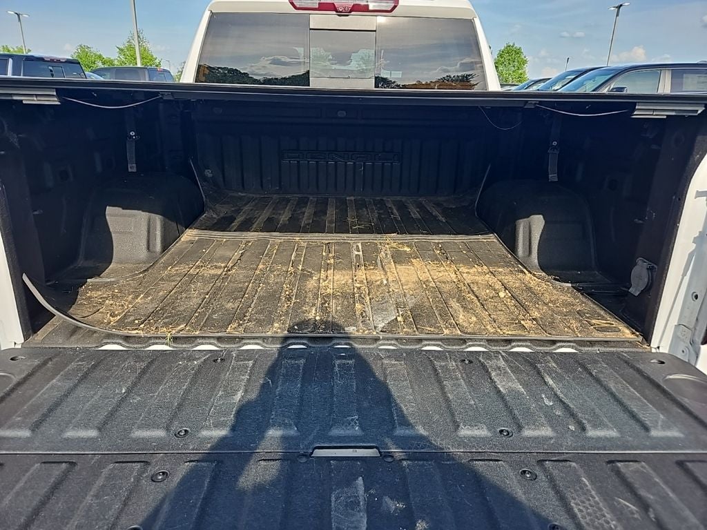 2022 GMC Sierra 1500 4WD Crew Cab Short Box Denali