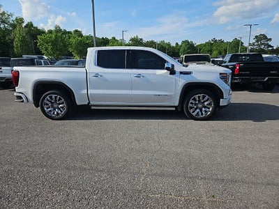 2022 GMC Sierra 1500 4WD Crew Cab Short Box Denali