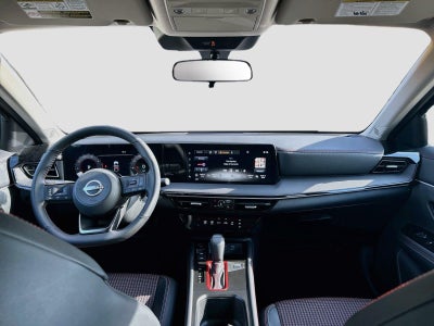 2025 Nissan Kicks SR Intelligent AWD