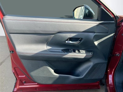 2025 Nissan Kicks SR Intelligent AWD