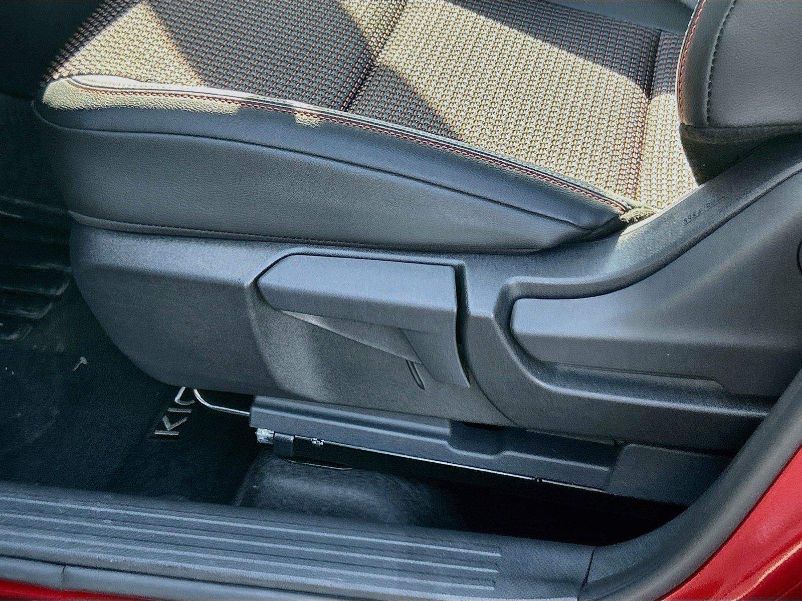 2025 Nissan Kicks SR Intelligent AWD