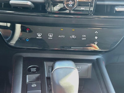 2025 Nissan Kicks SR Intelligent AWD