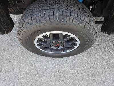 2024 Toyota Tacoma TRD Off-Road
