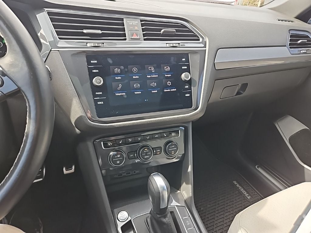 2020 Volkswagen Tiguan 2.0T SE R-Line Black