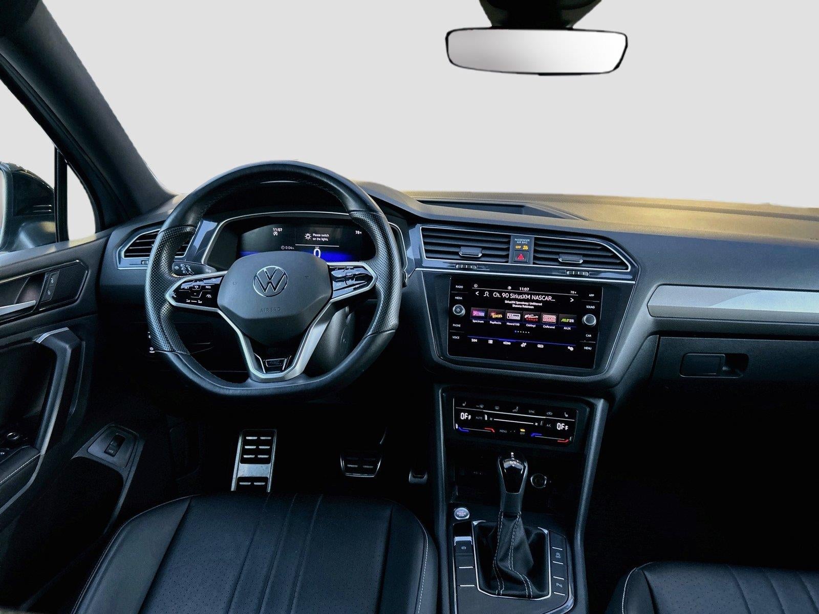 2024 Volkswagen Tiguan 2.0T SE R-Line Black
