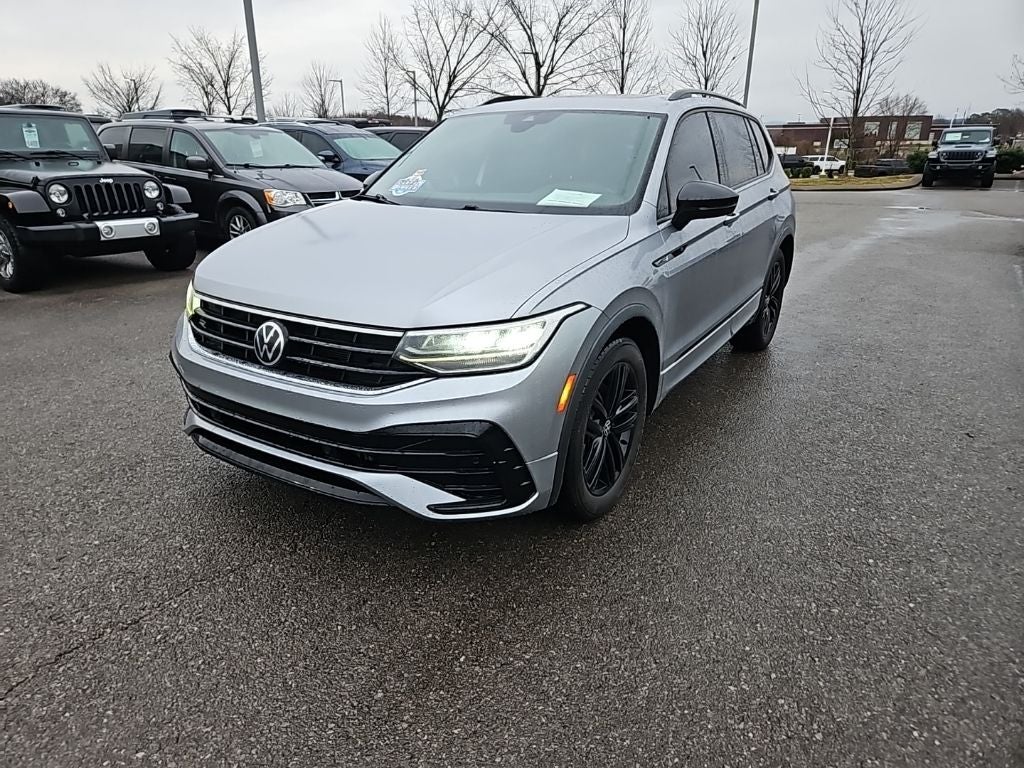 2022 Volkswagen Tiguan 2.0T SE R-Line Black