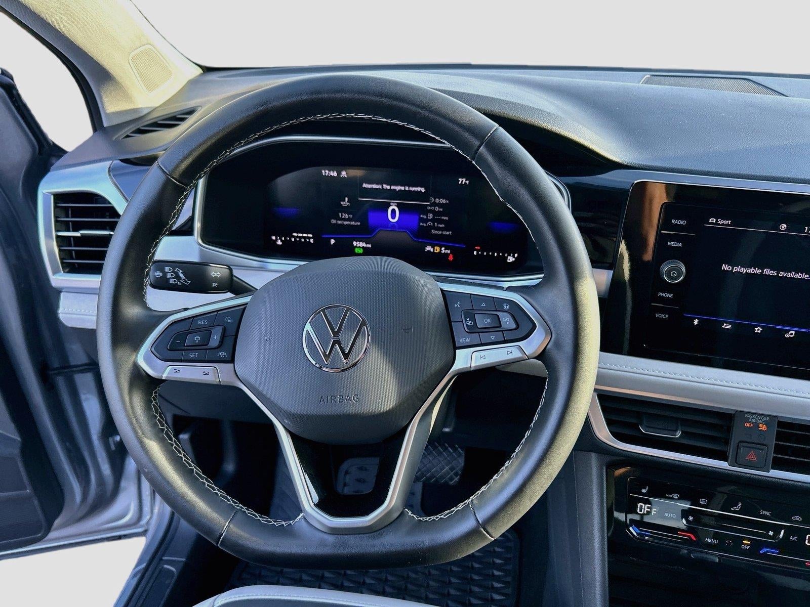 2025 Volkswagen Taos 1.5T SE