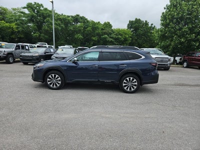 2025 Subaru Outback Touring XT