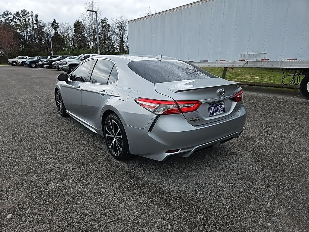 2019 Toyota Camry SE