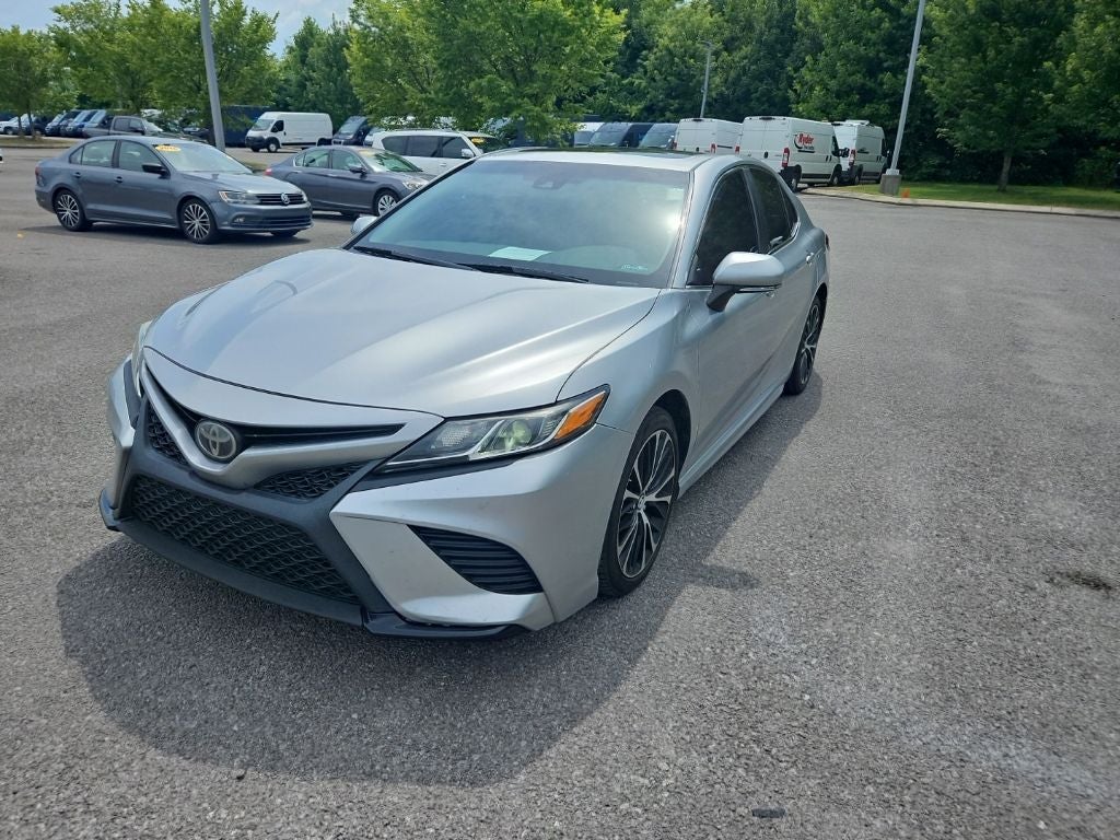 2018 Toyota Camry SE