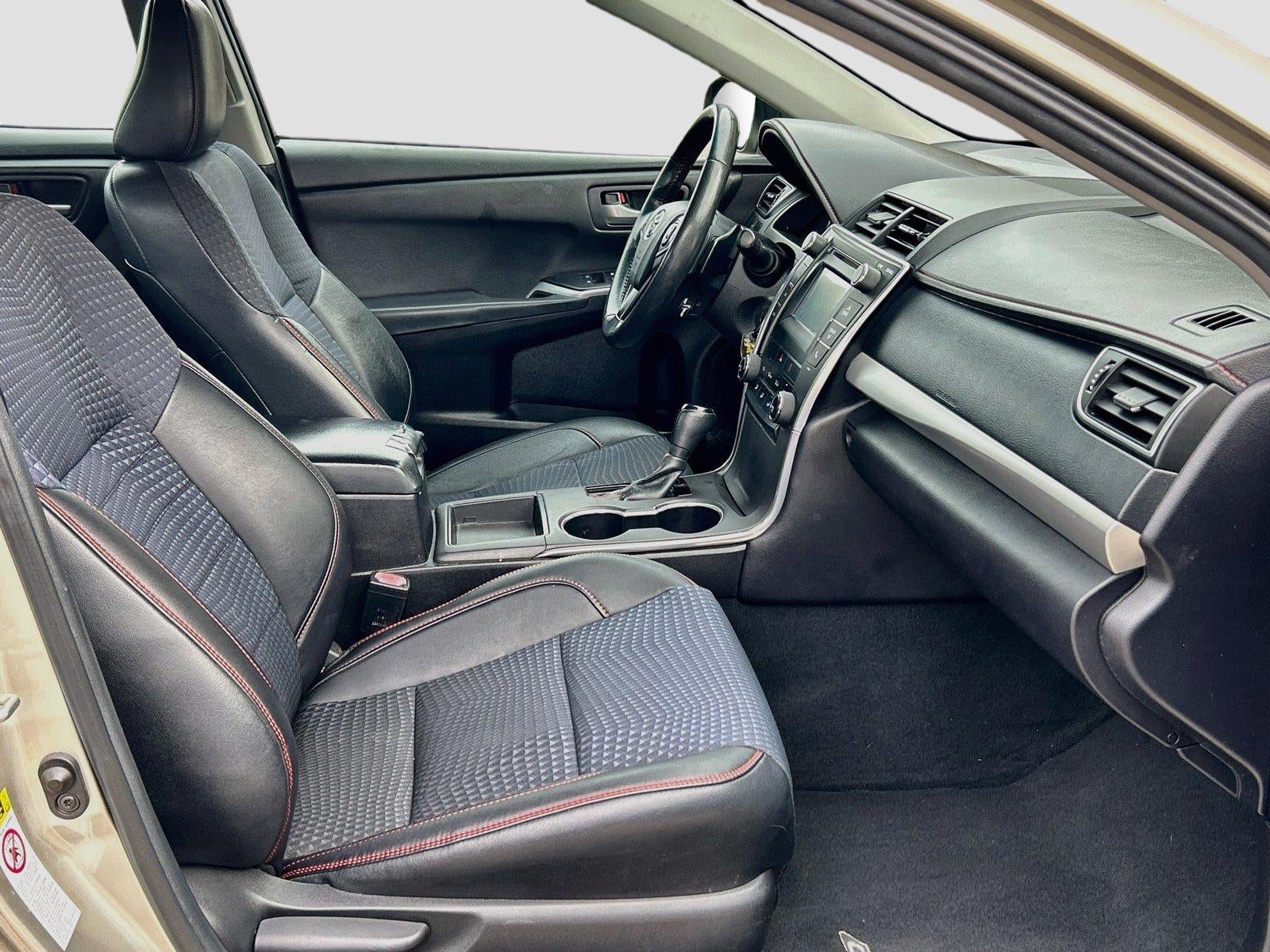 2015 Toyota Camry SE
