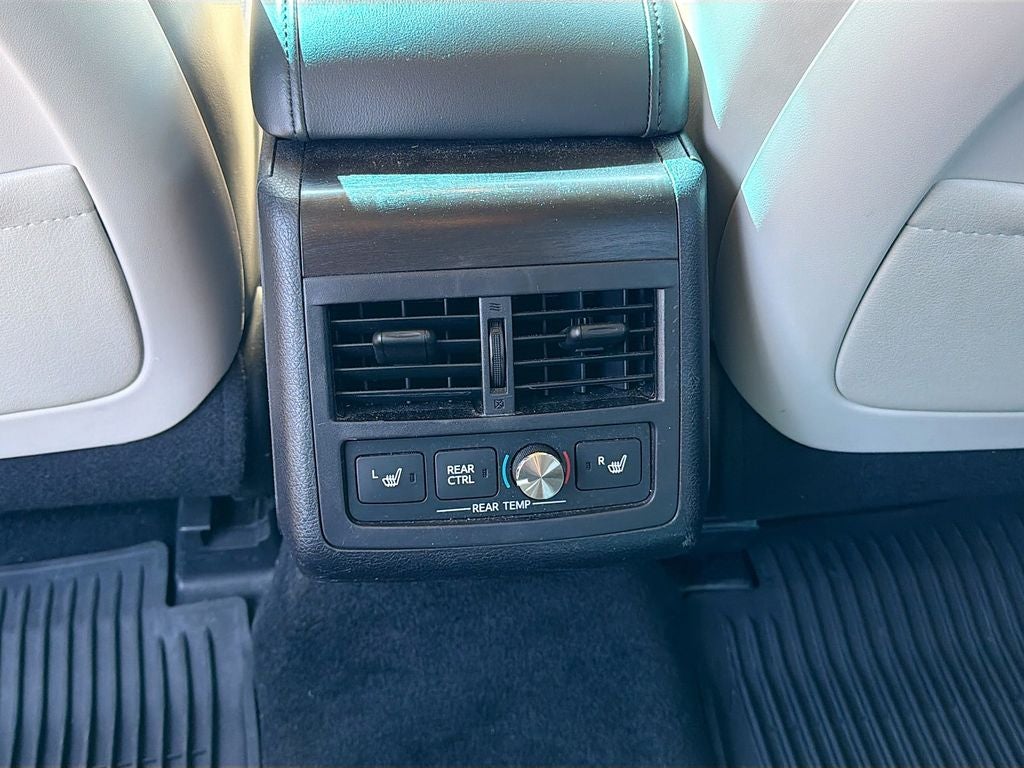 2016 Toyota Avalon Limited