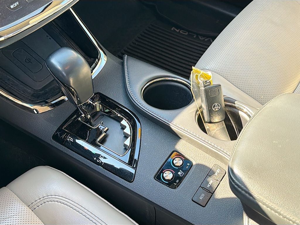 2016 Toyota Avalon Limited