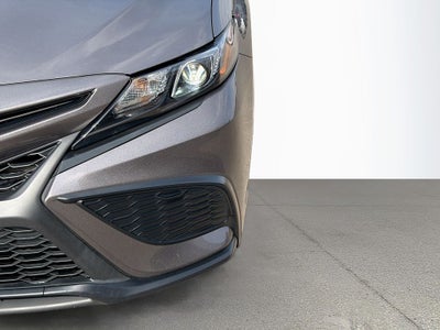 2024 Toyota Camry Hybrid SE