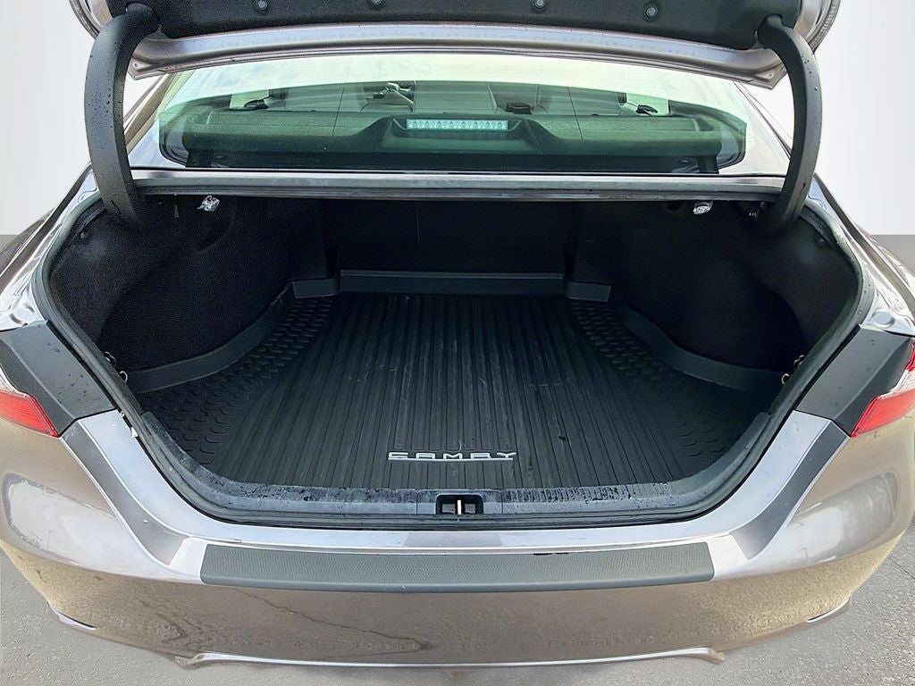 2024 Toyota Camry Hybrid SE