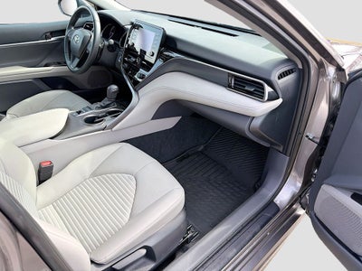 2024 Toyota Camry Hybrid SE