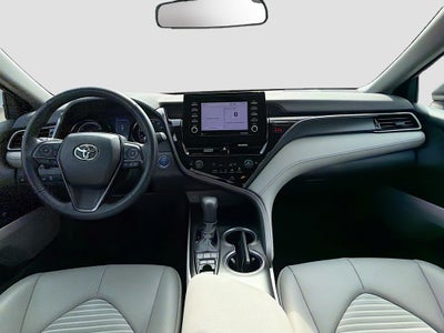 2024 Toyota Camry Hybrid SE