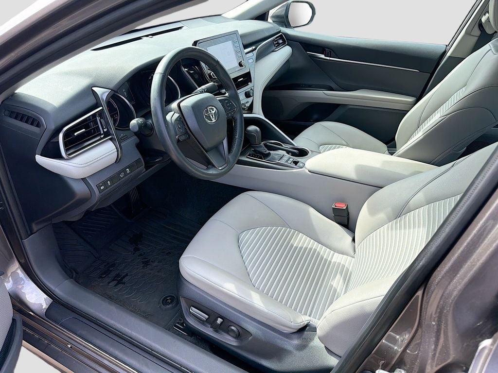 2024 Toyota Camry Hybrid SE