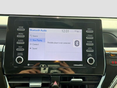 2024 Toyota Camry Hybrid SE