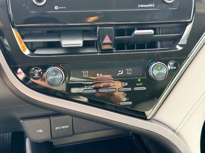 2024 Toyota Camry Hybrid SE