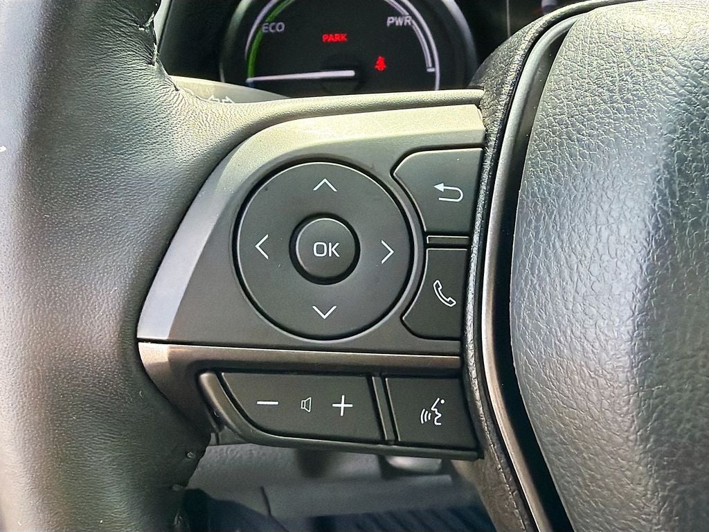 2024 Toyota Camry Hybrid SE