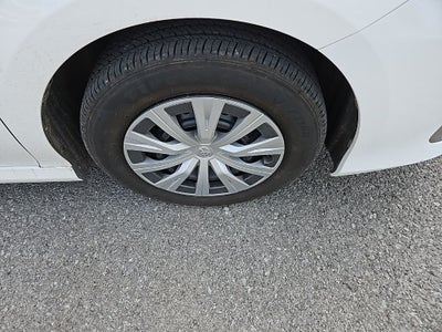 2023 Toyota Camry LE Hybrid