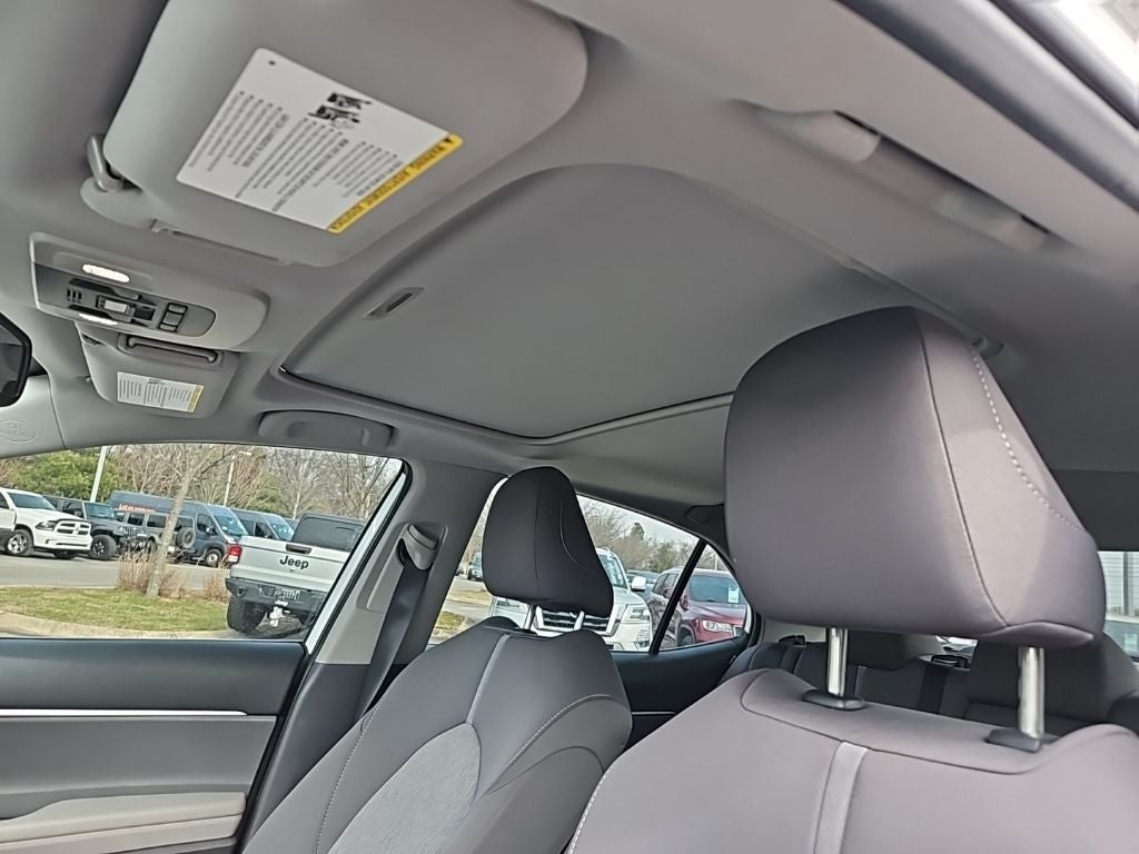 2023 Toyota Camry LE Hybrid