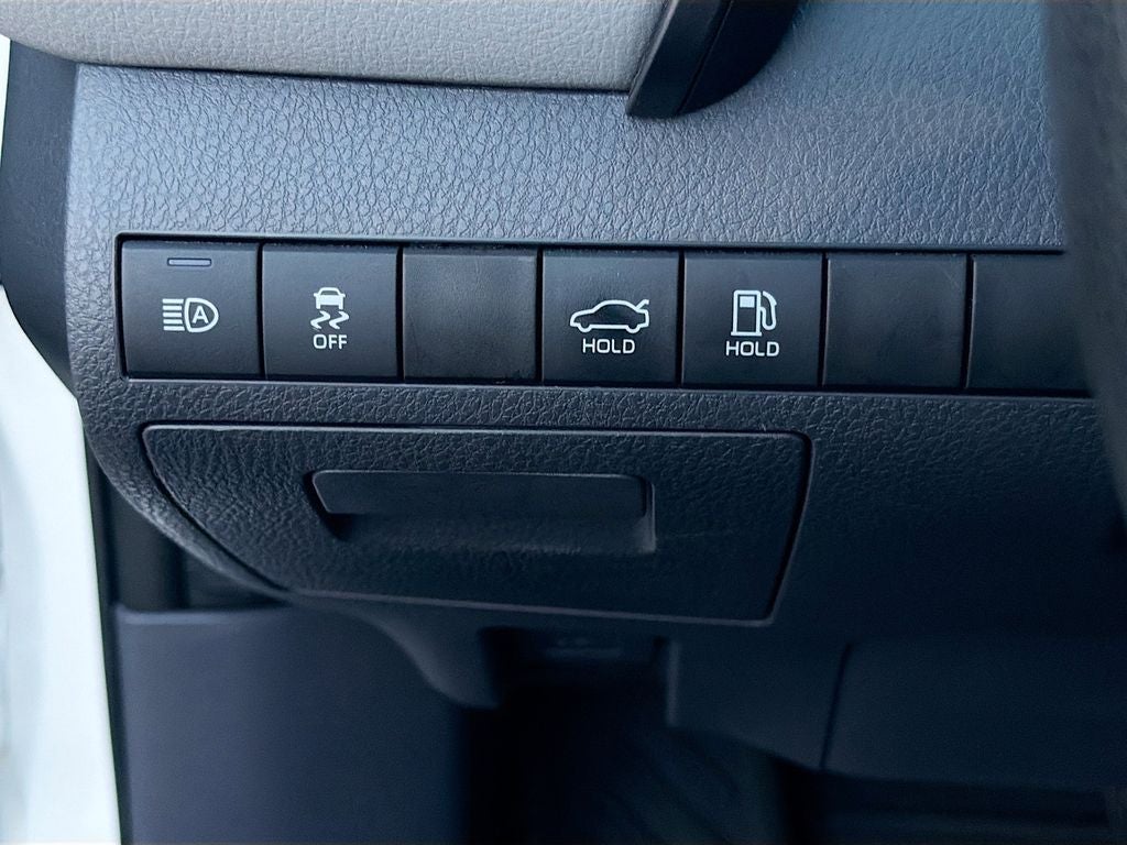 2023 Toyota Camry LE Hybrid