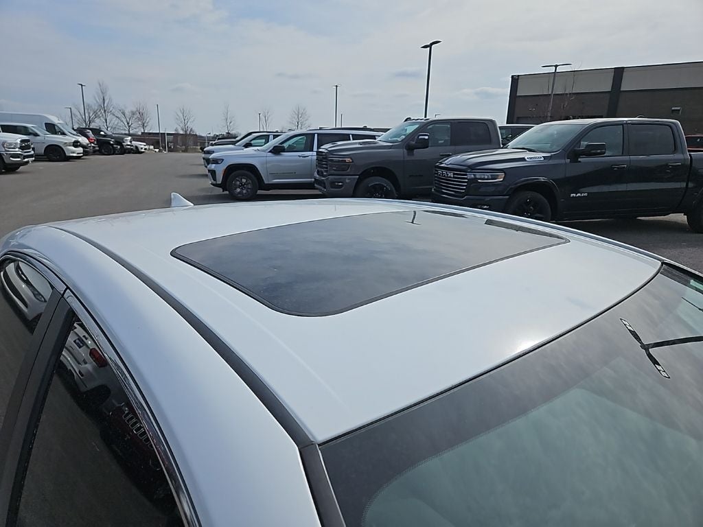 2023 Toyota Camry LE Hybrid