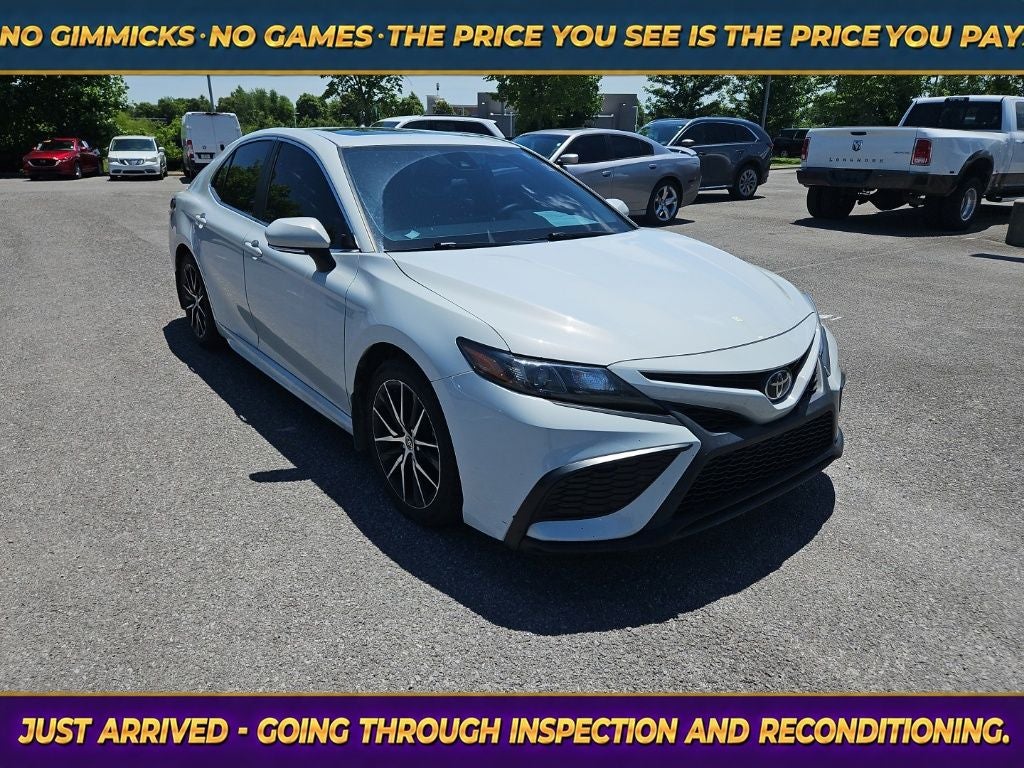 2022 Toyota Camry SE