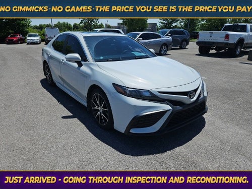 2022 Toyota Camry SE