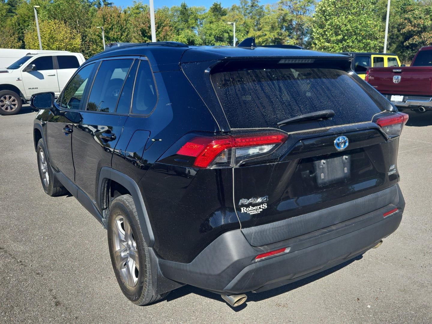 2022 Toyota RAV4 Hybrid XLE