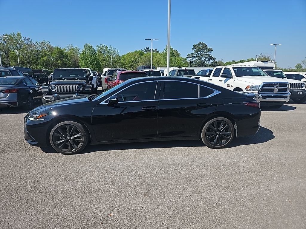 2024 Lexus ES 350 F SPORT Handling