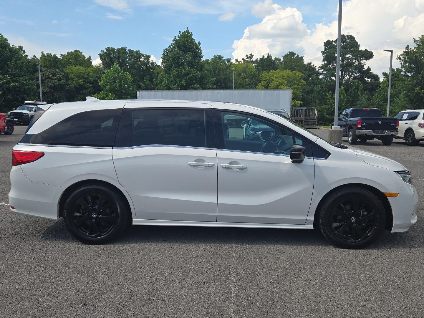 2023 Honda Odyssey Sport
