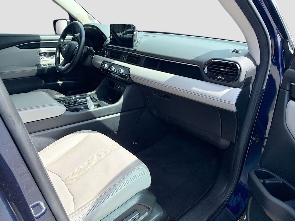 2023 Honda Pilot AWD EX-L 8 Passenger