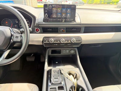 2023 Honda Pilot AWD EX-L 8 Passenger