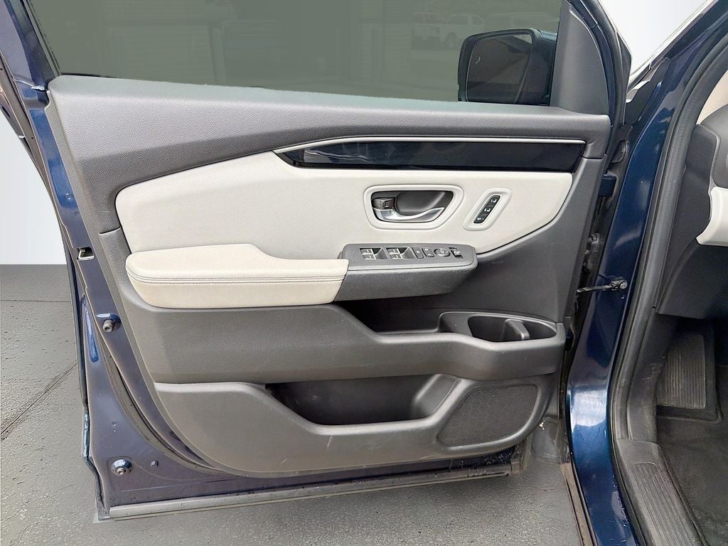 2023 Honda Pilot AWD EX-L 8 Passenger