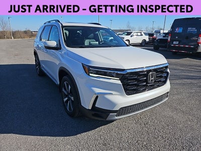 2023 Honda Pilot AWD Elite