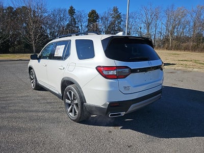 2023 Honda Pilot AWD Elite