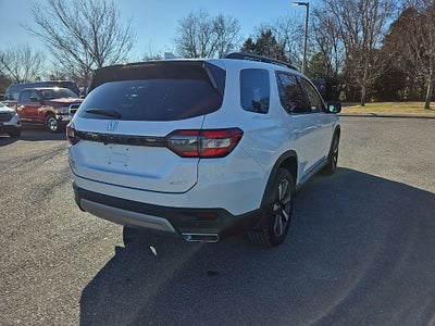 2023 Honda Pilot AWD Elite