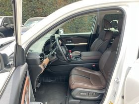 2023 Honda Pilot AWD Elite
