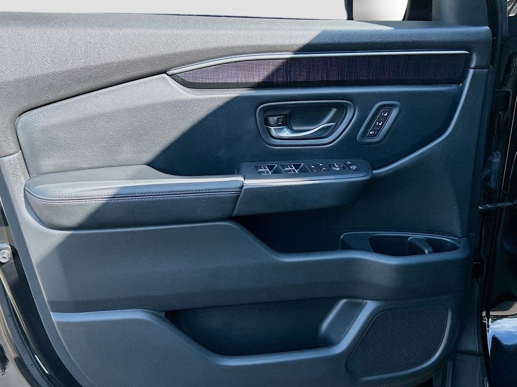 2023 Honda Pilot AWD Elite