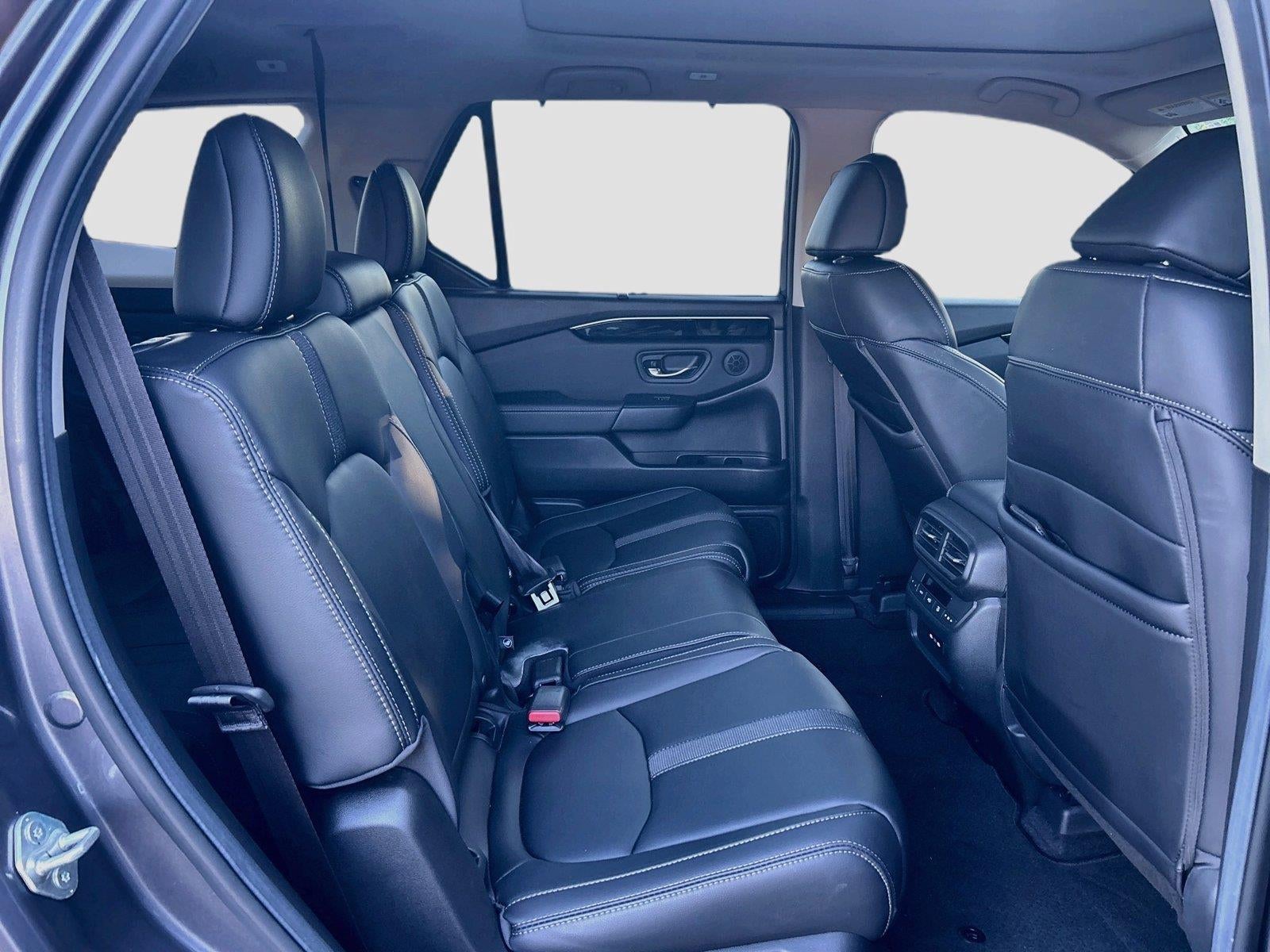 2024 Honda Pilot Touring