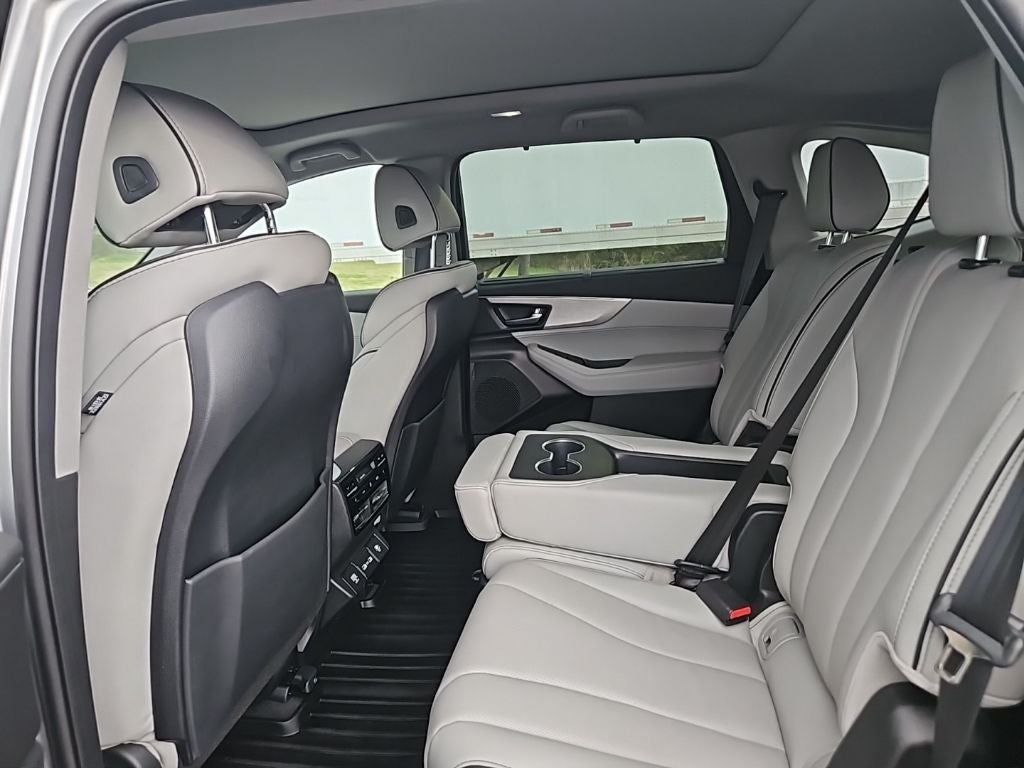 2023 Acura MDX Advance Package