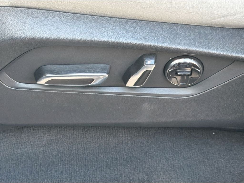 2023 Acura MDX Advance Package