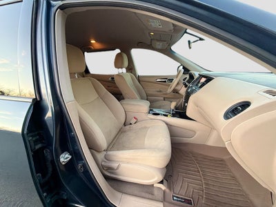 2015 Nissan Pathfinder S